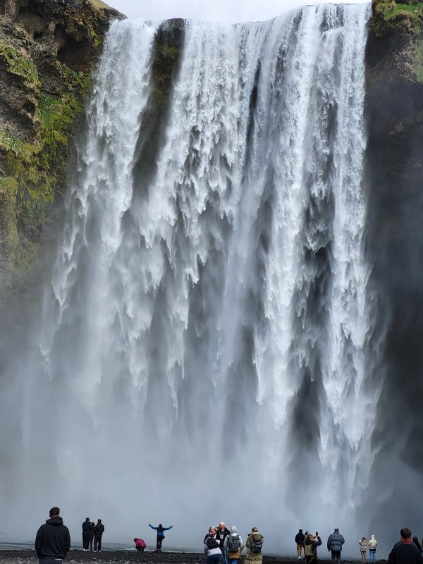 Skógafoss waterfall - closeup